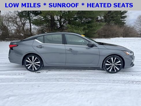 Used 2019 Nissan Altima 2.5 SR w/ SR Premium Package image 2