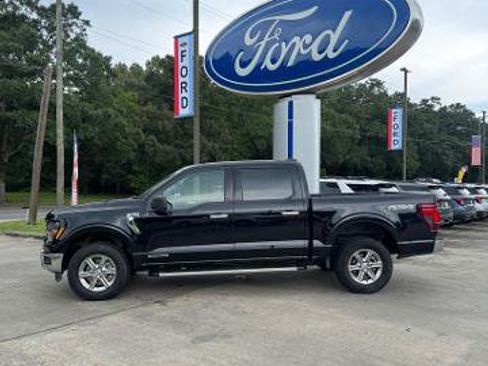 Certified 2024 Ford F150 XLT w/ Mobile Office Package AWD/4WD image 3