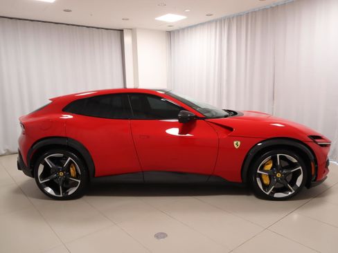 Certified 2024 Ferrari Purosangue image 8