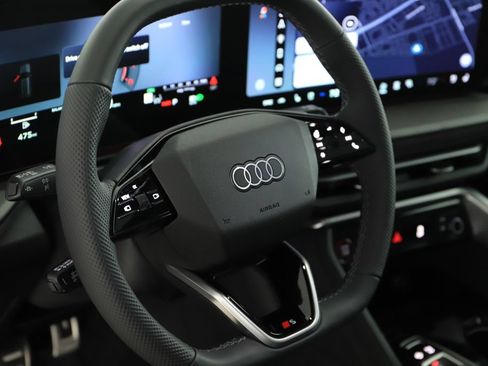 New 2026 Audi SQ5 Premium Plus AWD/4WD image 16