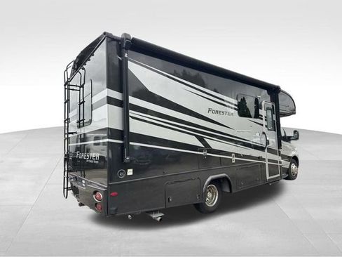 Used 2020 Mercedes-Benz Sprinter 3500 image 5