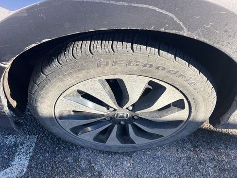 Used 2017 Honda Accord EX-L image 7