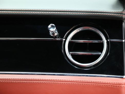 Used 2020 Bentley Continental GT AWD/4WD image 78