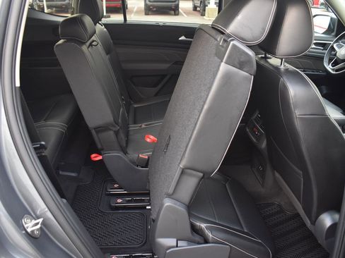 Used 2022 Volkswagen Atlas SE image 55