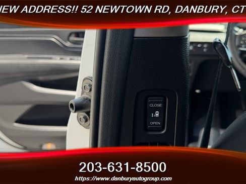 Used 2022 Honda Odyssey EX-L image 29