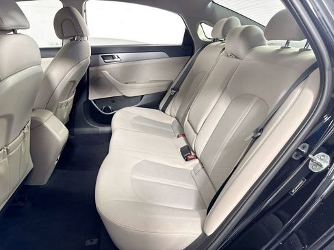 Used 2017 Hyundai Sonata SE image 23