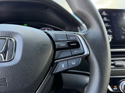 Used 2019 Honda Accord EX image 13