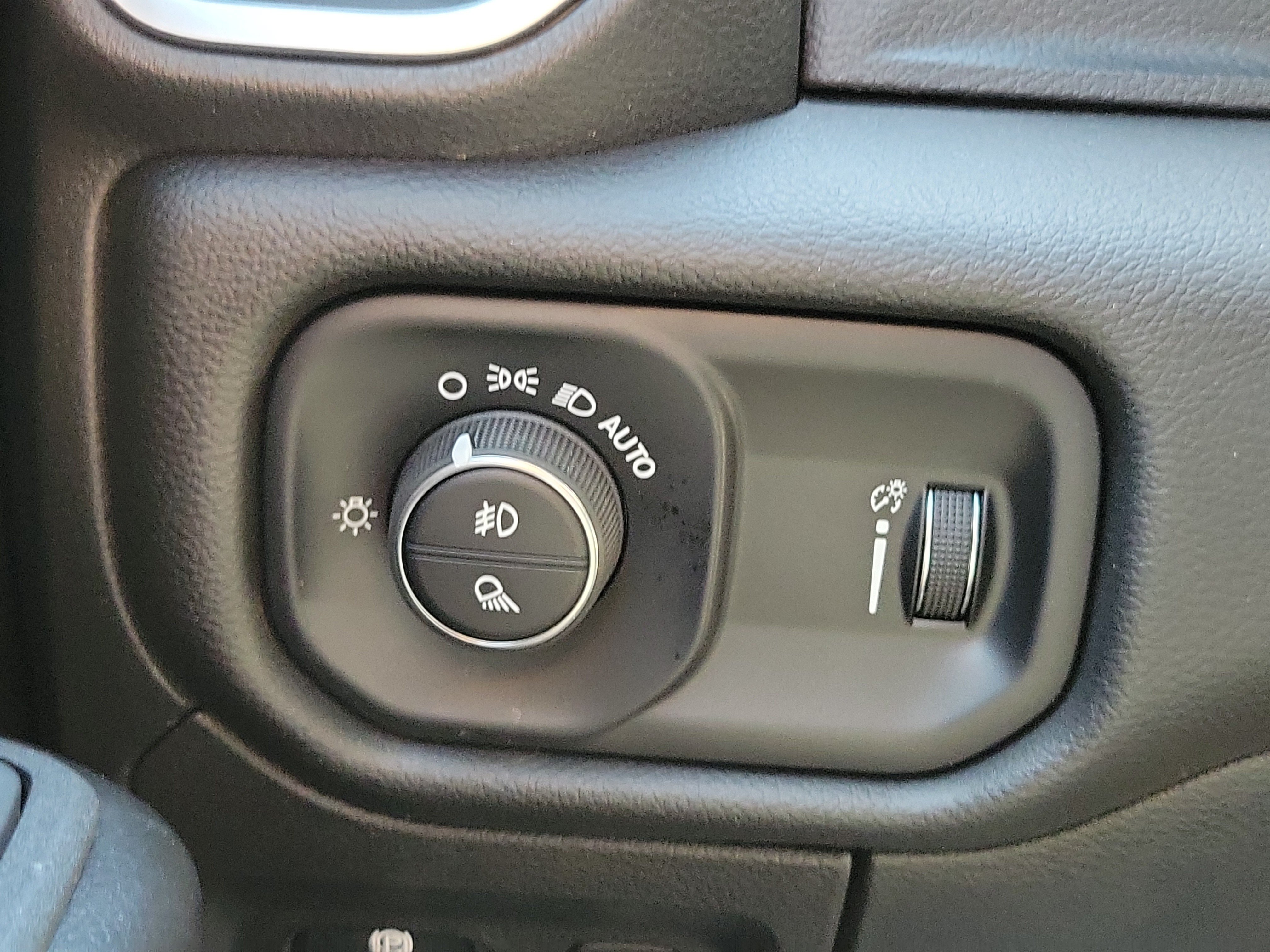 Used 2025 RAM 1500 Big Horn AWD/4WD image 26