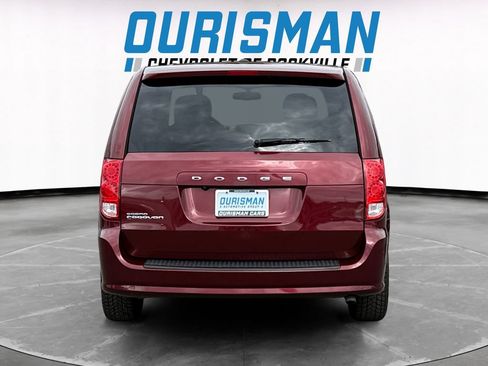 Used 2017 Dodge Grand Caravan SE FWD image 5