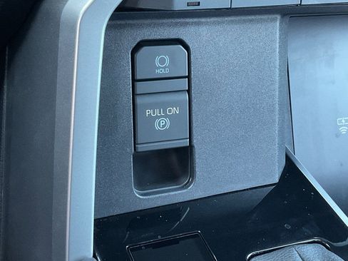 Used 2025 Toyota Tundra Platinum image 43