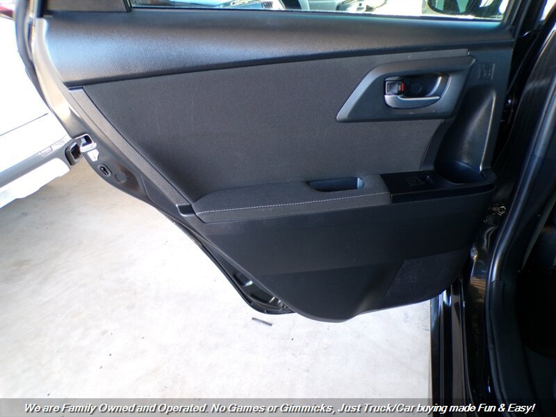 Used 2017 Toyota Corolla iM w/ Carpet Mat Package FWD image 16