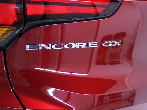 Used 2023 Buick Encore GX Select w/ Sport Touring Package image 12