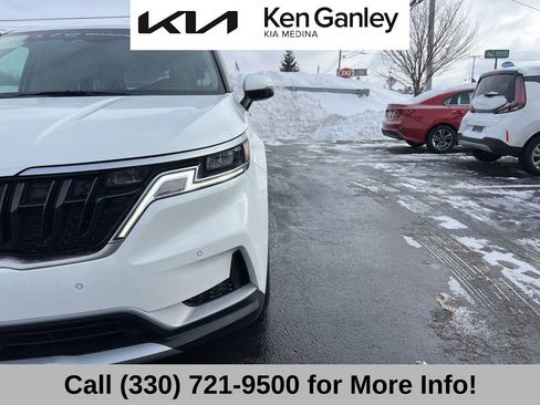 Certified 2024 Kia Carnival EX image 21