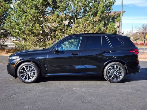 Used 2026 BMW X5 xDrive50e AWD/4WD image 2