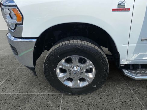 Used 2024 RAM 2500 Big Horn AWD/4WD image 14