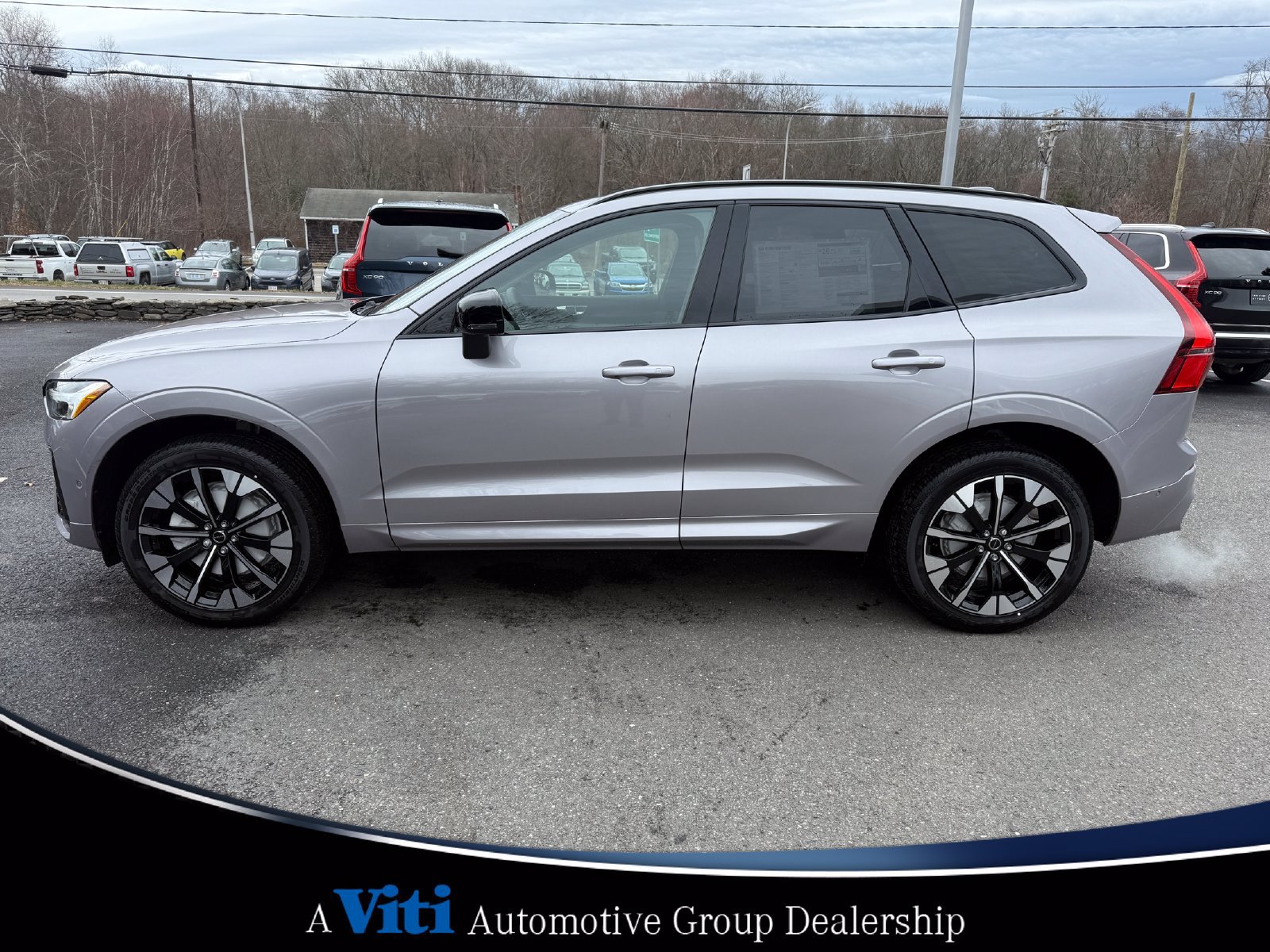 Used 2026 Volvo XC60 B5 Plus w/ Protection Package Premier AWD/4WD image 5