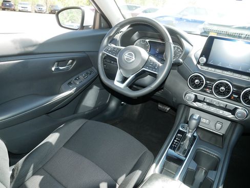 Certified 2023 Nissan Sentra SV w/ Trunk Package FWD image 9