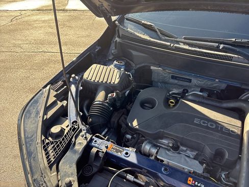 Used 2022 GMC Terrain SLE w/ Driver Convenience Package image 12