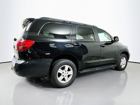 Used 2013 Toyota Sequoia SR5 image 7