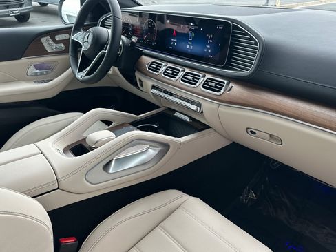 New 2026 Mercedes-Benz GLE 450 4MATIC Coupe image 16
