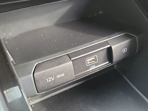 Used 2021 Kia Telluride LX image 14