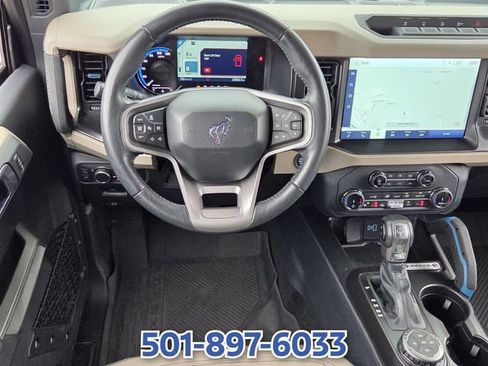 Certified 2022 Ford Bronco Wildtrak AWD/4WD image 11