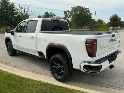 Used 2025 GMC Sierra 3500 AT4 w/ AT4 Premium Plus Package AWD/4WD image 4