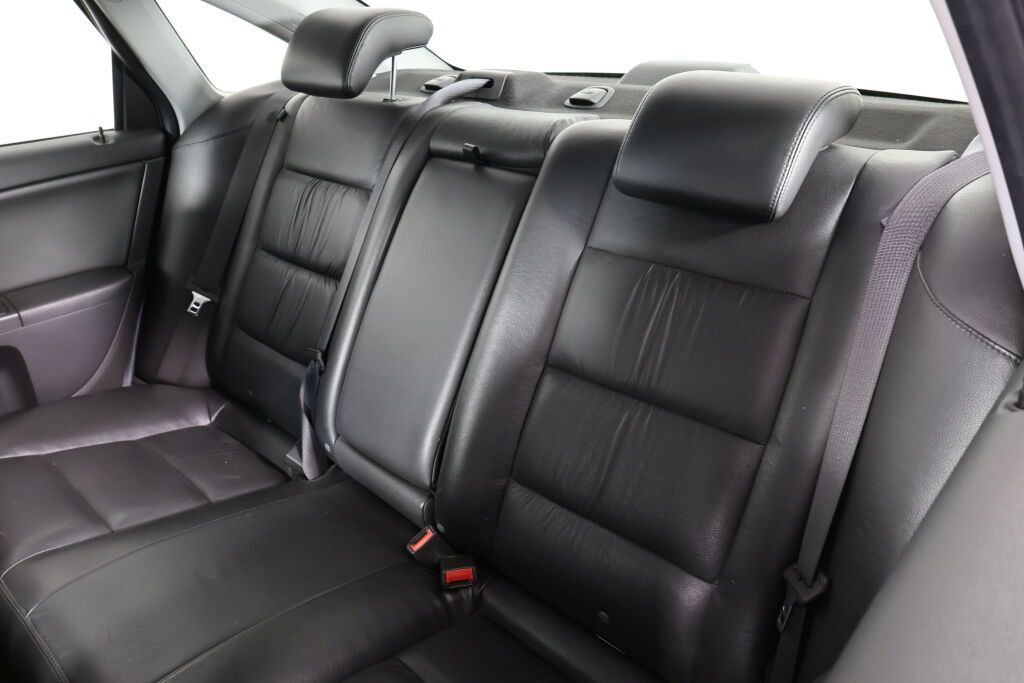 Used 2005 Ford Five Hundred Limited AWD/4WD image 15