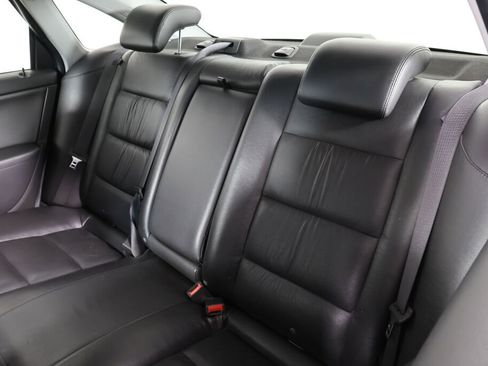 Used 2005 Ford Five Hundred Limited image 15