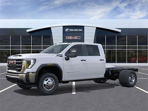 New 2026 GMC Sierra 3500 Pro w/ Convenience Package AWD/4WD image 2