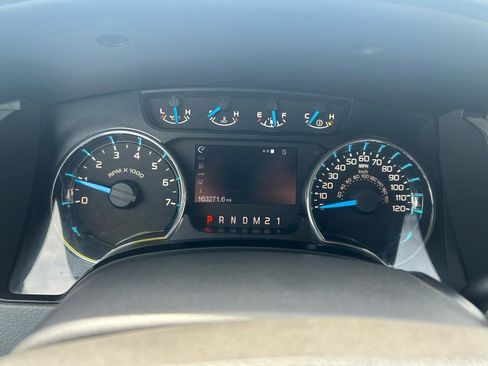 Used 2013 Ford F150 XLT w/ Mid Equipment Group AWD/4WD image 22