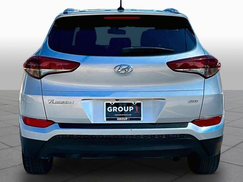 Used 2017 Hyundai Tucson SE AWD/4WD image 5