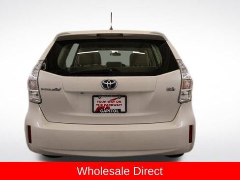 Used 2014 Toyota Prius V Two image 3