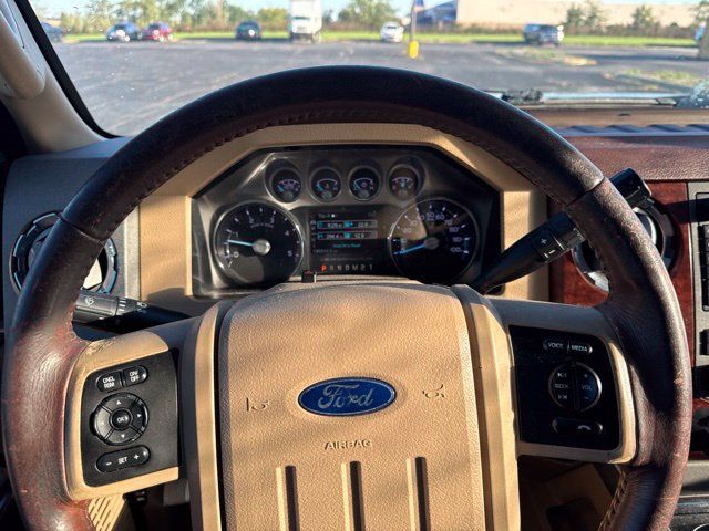 Used 2011 Ford F250 King Ranch w/ King Ranch w/Chrome Pkg AWD/4WD image 11