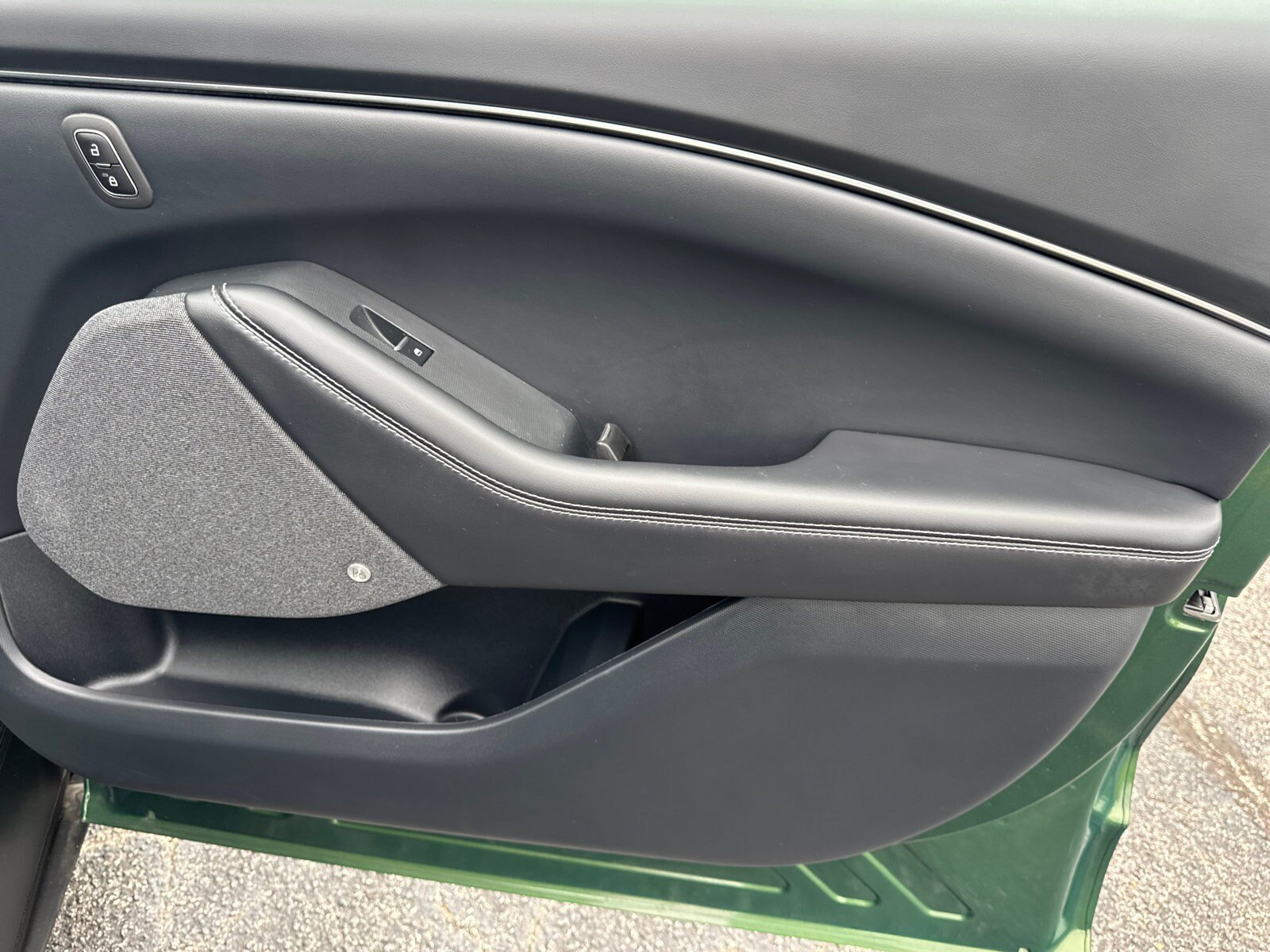Used 2025 Ford Mustang Mach-E Premium RWD image 17