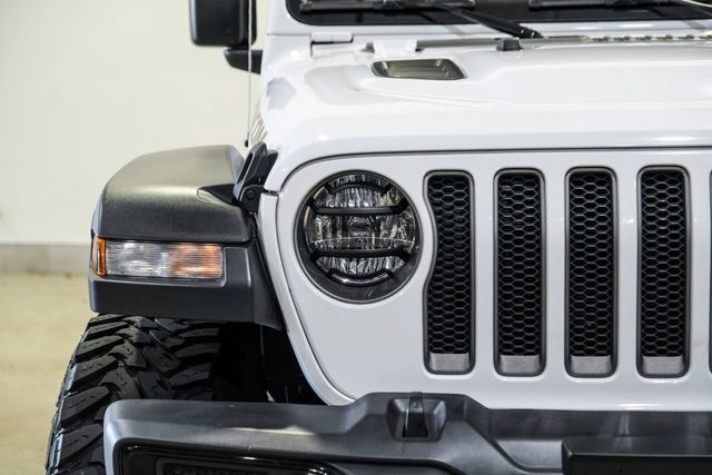 Used 2019 Jeep Wrangler Unlimited Rubicon AWD/4WD image 3