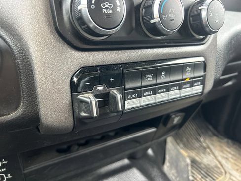 Used 2022 RAM 2500 Tradesman AWD/4WD image 11