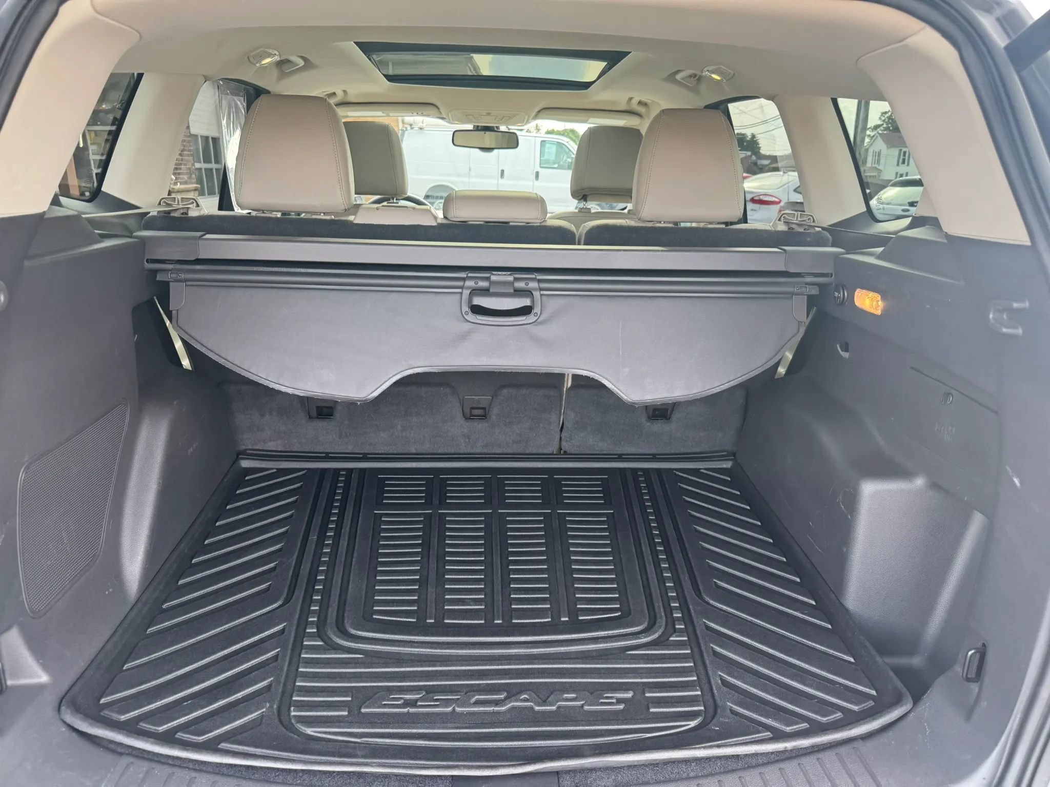 Used 2016 Ford Escape Titanium w/ Equipment Group 301A FWD image 26
