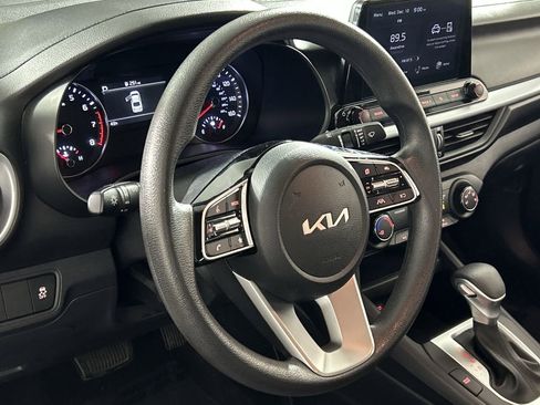 Used 2024 Kia Forte LXS image 13