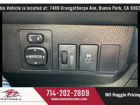Used 2015 Toyota RAV4 Limited FWD image 41