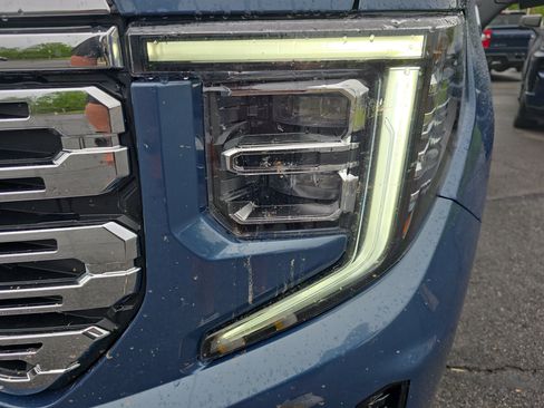 Used 2024 GMC Sierra 1500 Denali AWD/4WD image 11