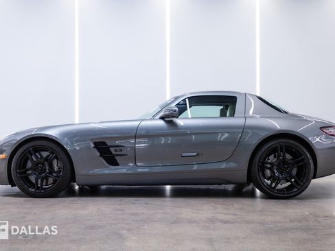 Used 2012 Mercedes-Benz SLS AMG Coupe image 1