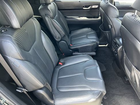 Used 2023 Hyundai Palisade Calligraphy FWD image 11