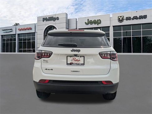 New 2026 Jeep Compass Latitude image 5