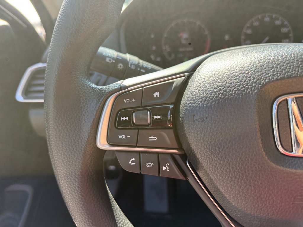 Used 2018 Honda Accord EX image 23