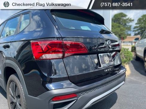 Used 2023 Volkswagen Taos S FWD image 9
