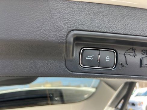 Certified 2025 Ford Explorer Active AWD/4WD image 26
