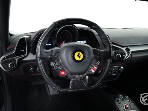 Used 2010 Ferrari 458 Italia Coupe RWD image 18
