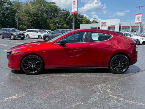 Used 2024 MAZDA MAZDA3 s FWD image 3