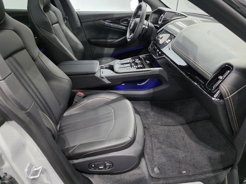 New 2026 Aston Martin DBX 707 image 26